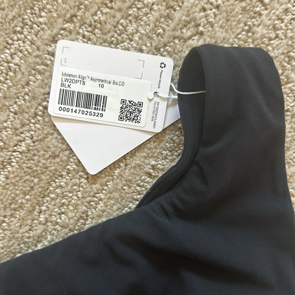 NWT Lululemon Align Asymmetrical Bra *Light Support, C/D Cup - Picture 7 of 11